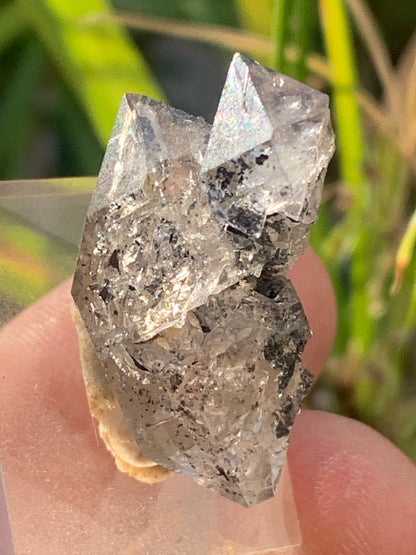 Cristal de roche/ Quartz Herkimer, pièce brute et naturelle, de 30mm x26 x14 - 8,3 grammes. Parfait en collection, exposition, lapidage..., spécimen brut de 32mm x21 x20 - 18 grammes. Parfait en collection, exposition, lapidage...