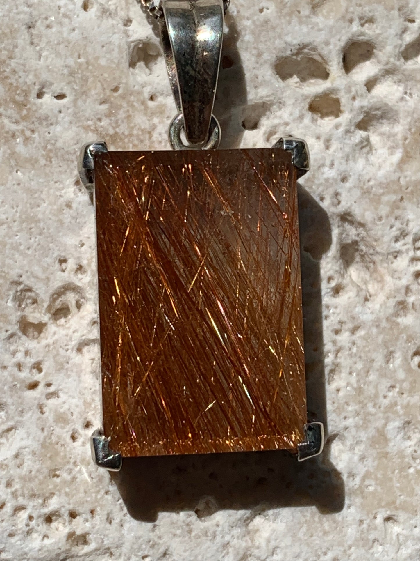 Rock crystal/quartz with golden rutiles, 36mm x 18 x 10 - 10.3 gr., Perfect for jewelry, collections, exhibitions...
