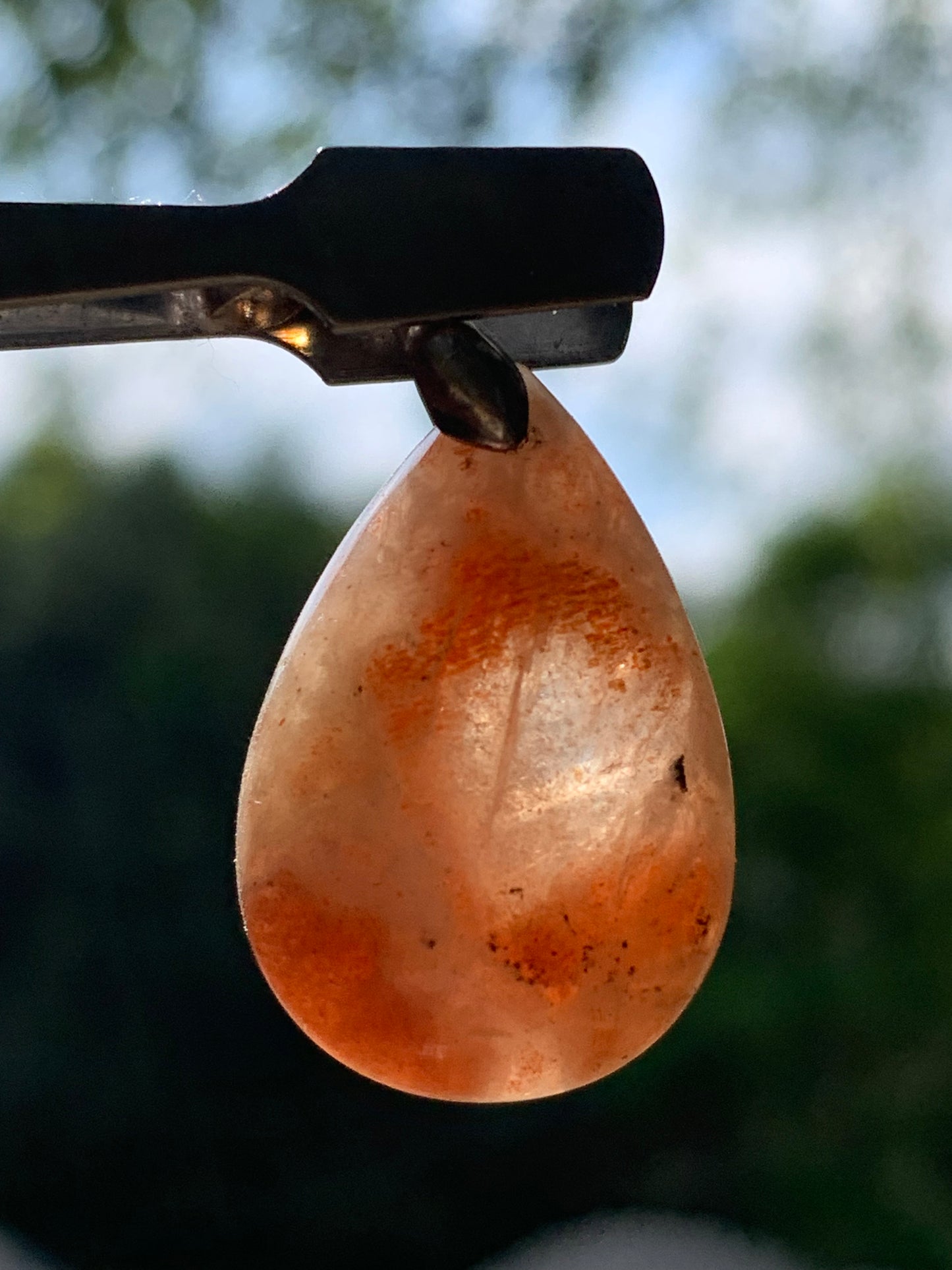 Pierre du Soleil, pendentif de 37mm x17 x8 - 5,7 gr. Superbe pièce prêt à porter ou à offrir !