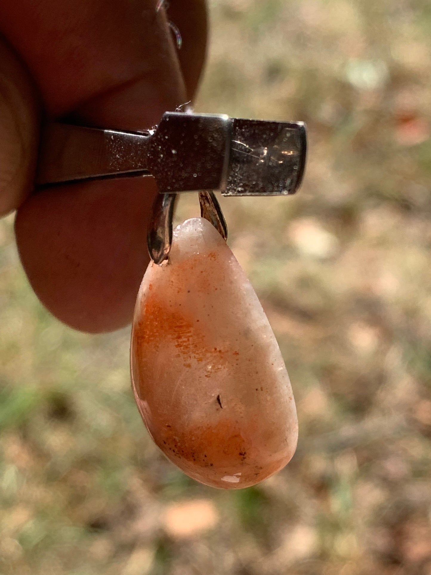 Pierre du Soleil, pendentif de 37mm x17 x8 - 5,7 gr. Superbe pièce prêt à porter ou à offrir !