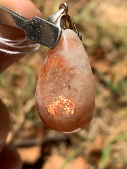 Pierre du Soleil, pendentif de 37mm x17 x8 - 5,7 gr. Superbe pièce prêt à porter ou à offrir !