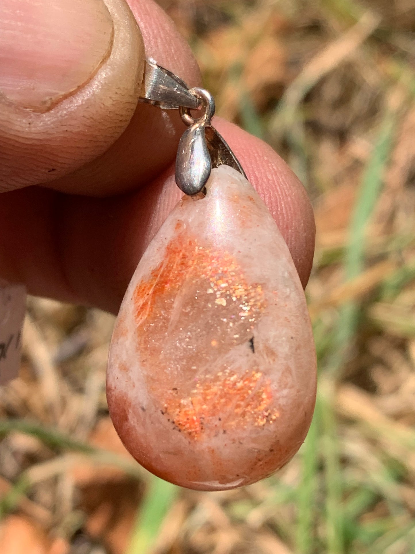 Pierre du Soleil, pendentif de 37mm x17 x8 - 5,7 gr. Superbe pièce prêt à porter ou à offrir !