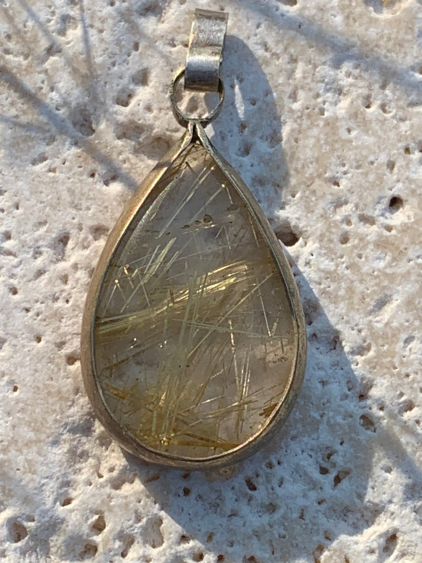 Rock crystal/quartz with golden rutiles, 35mm x 17 x 6 - 4.8 gr., perfect for jewelry, collections, exhibitions...