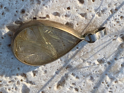 Rock crystal/quartz with golden rutiles, 35mm x 17 x 6 - 4.8 gr., perfect for jewelry, collections, exhibitions...