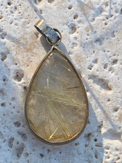 Rock crystal/quartz with golden rutiles, 35mm x 17 x 6 - 4.8 gr., perfect for jewelry, collections, exhibitions...