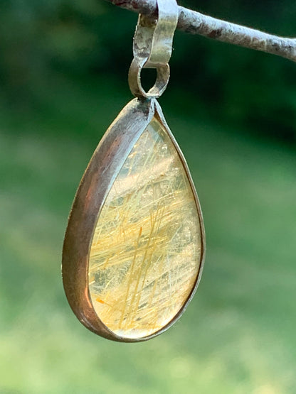 Rock crystal/quartz with golden rutiles, 35mm x 17 x 6 - 4.8 gr., perfect for jewelry, collections, exhibitions...