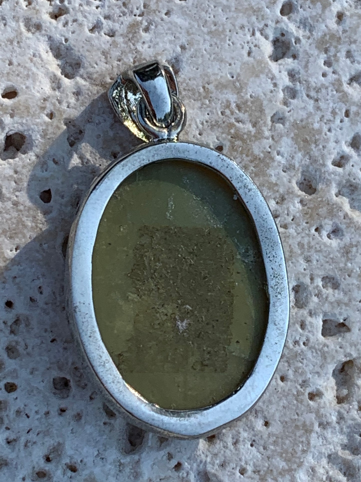 Serpentine ! Pendentif en Argent, 35mm de hauteur x 20 x 6. Vendu avec cordon réglable de couleur noire !
