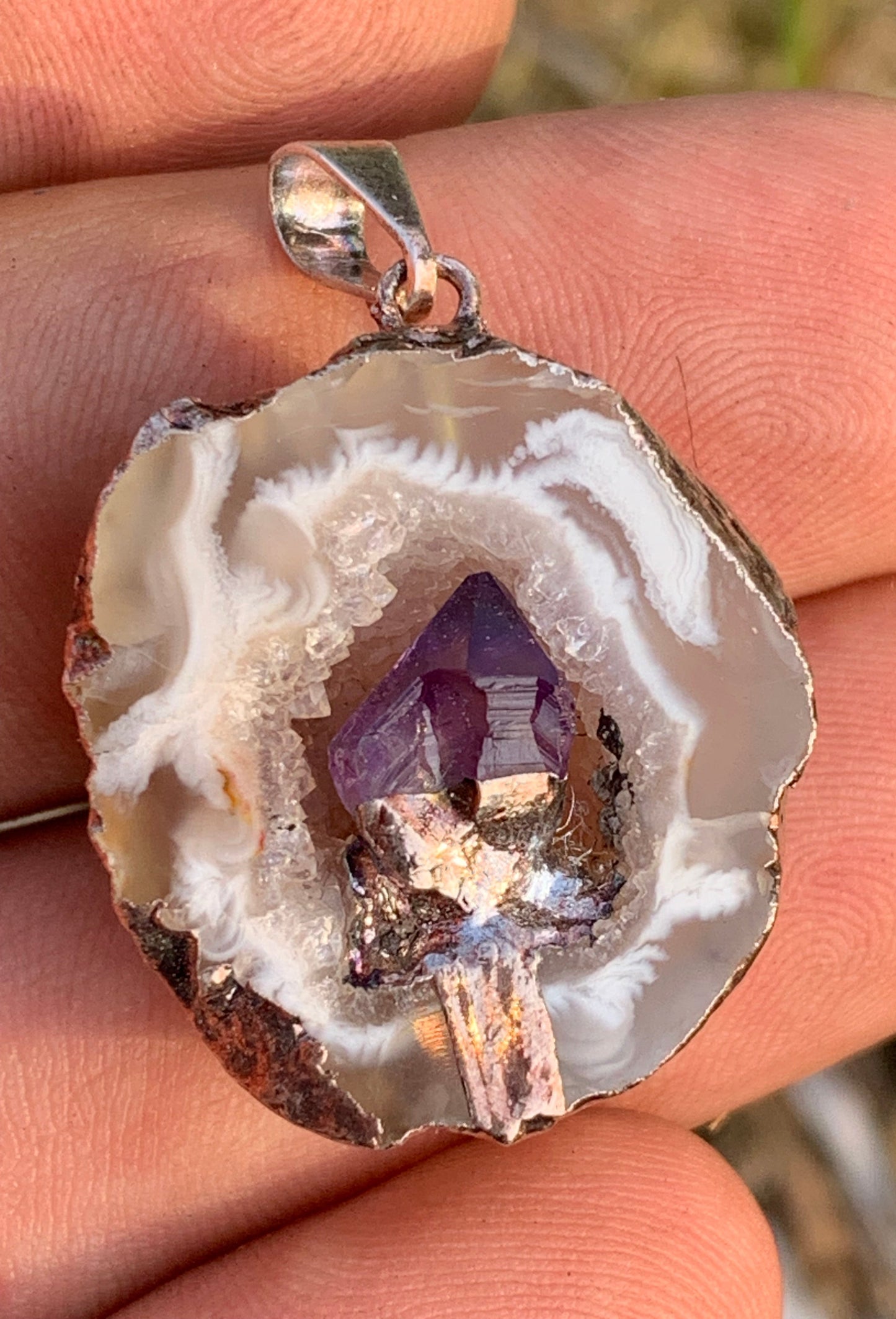 Amethyst and Agate, 'mini-geode' pendant called 'geodinhos', 35mm high x 23 x 15. Sold with free adjustable black cord!