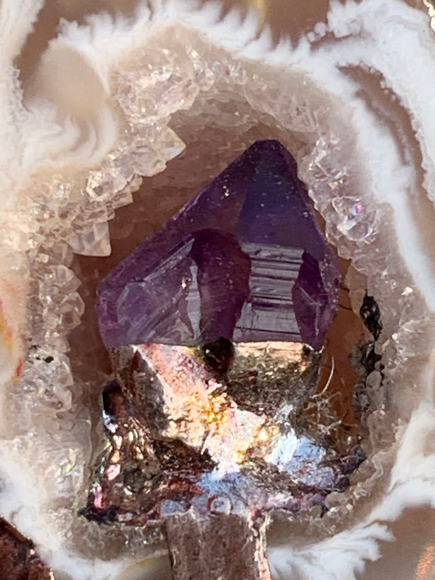 Amethyst and Agate, 'mini-geode' pendant called 'geodinhos', 35mm high x 23 x 15. Sold with free adjustable black cord!