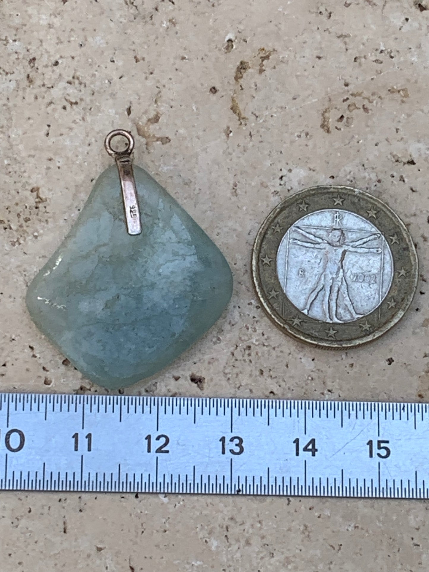 Aigue-marine, pendentif en Argent de 37mm x 28 x 5. Vendu avec cordon noir réglable !
