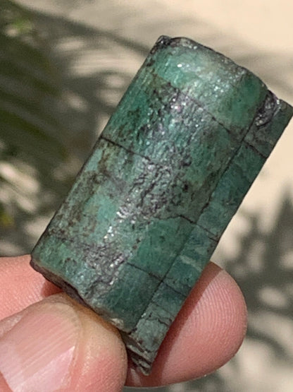 Émeraude, pièce brute de 43mm x 26 x 21 - 42,2 grammes. Parfait en collection, bijouterie, exposition...