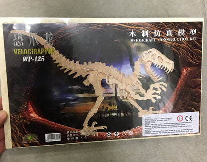 Dinosaure (Velociraptor - Tyrannosaurus - Styracosaurus), maquette en bois, de 15 à 20 cm. Parfait pour collection, exposition...