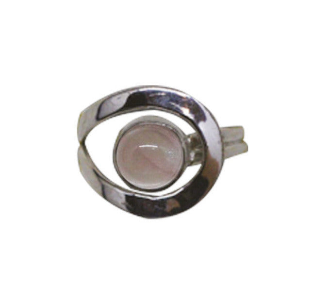 Bague en quartz rose, faîte en Argent 0.925. Superbe pierre au rose cristallin ! Taille réglable !