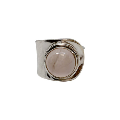 Bague en quartz rose, faîte en Argent 0.925. Superbe pierre au rose cristallin ! Taille réglable !