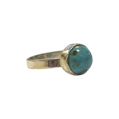 Bague en turquoise, non teintée, cabochon sertis sur anneau en Argent ! Taille disponible de 52, 54 et 56 Fr.