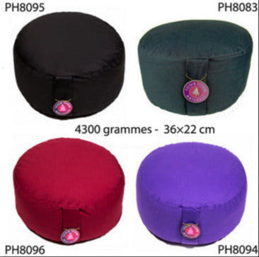 Coussins XL de Yoga ou Méditation, modèles au choix de : 33 cm de diamètre x 22 de hauteur. Housses extérieures en coton, aux couleurs variés, avec housses intérieures remplis de graines de Sarrasin !