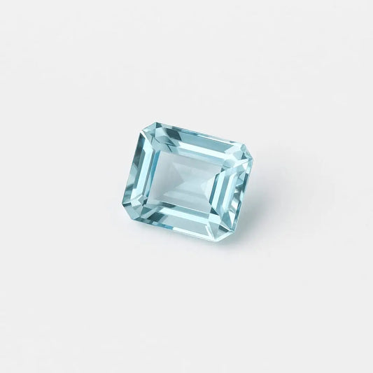 Aigue-marine, magnifique pierre fine tallée de 1,34 carat - 7 x 6mm. Parfait en bijouterie, collection ,exposition...