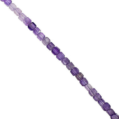 Améthyste ! Perles carrées de 2 millimètres. Vendu en fil de perles de 40 cm, en bracelet de 17 à 21 cm, ou en collier de 45. Qualité AA à AAA !