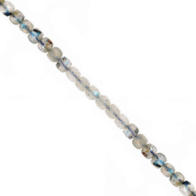 Labradorite ! Perles carrées de 2 millimètres. Vendu en fil de perles de 40 cm, en bracelet de 17 à 21 cm, ou en collier de 45. Qualité AA à AAA !