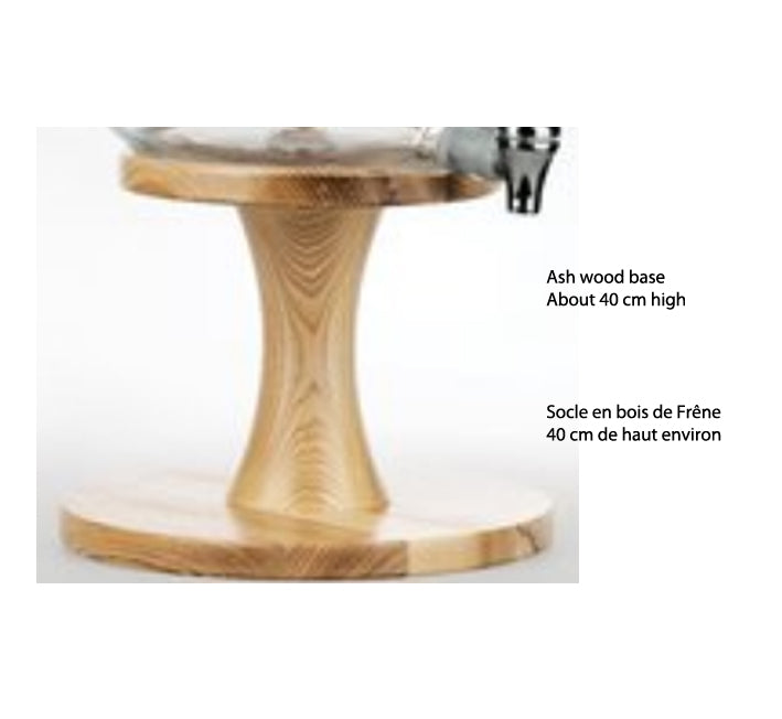 Carafe de taille XL, modèle 'Universe' de chez Nature's design, avec gravure de la fleur de vie en Platine. Contenance de 5 litres. Verre sans plomb, conçu suivant le nombre d'or ! Vendu avec ou sans support en bois !