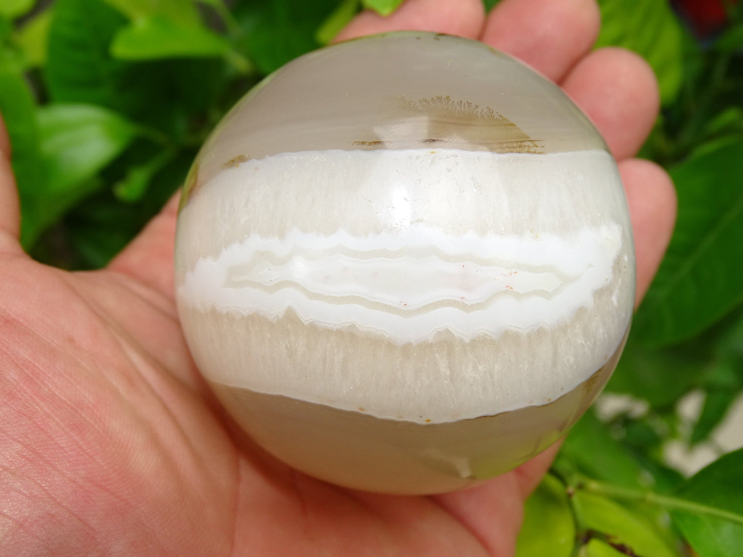 Sphère en Agate dentritique de 70 millimètres/ 449 grammes. Parfait pour la lithothérapie, collection, exposition...!