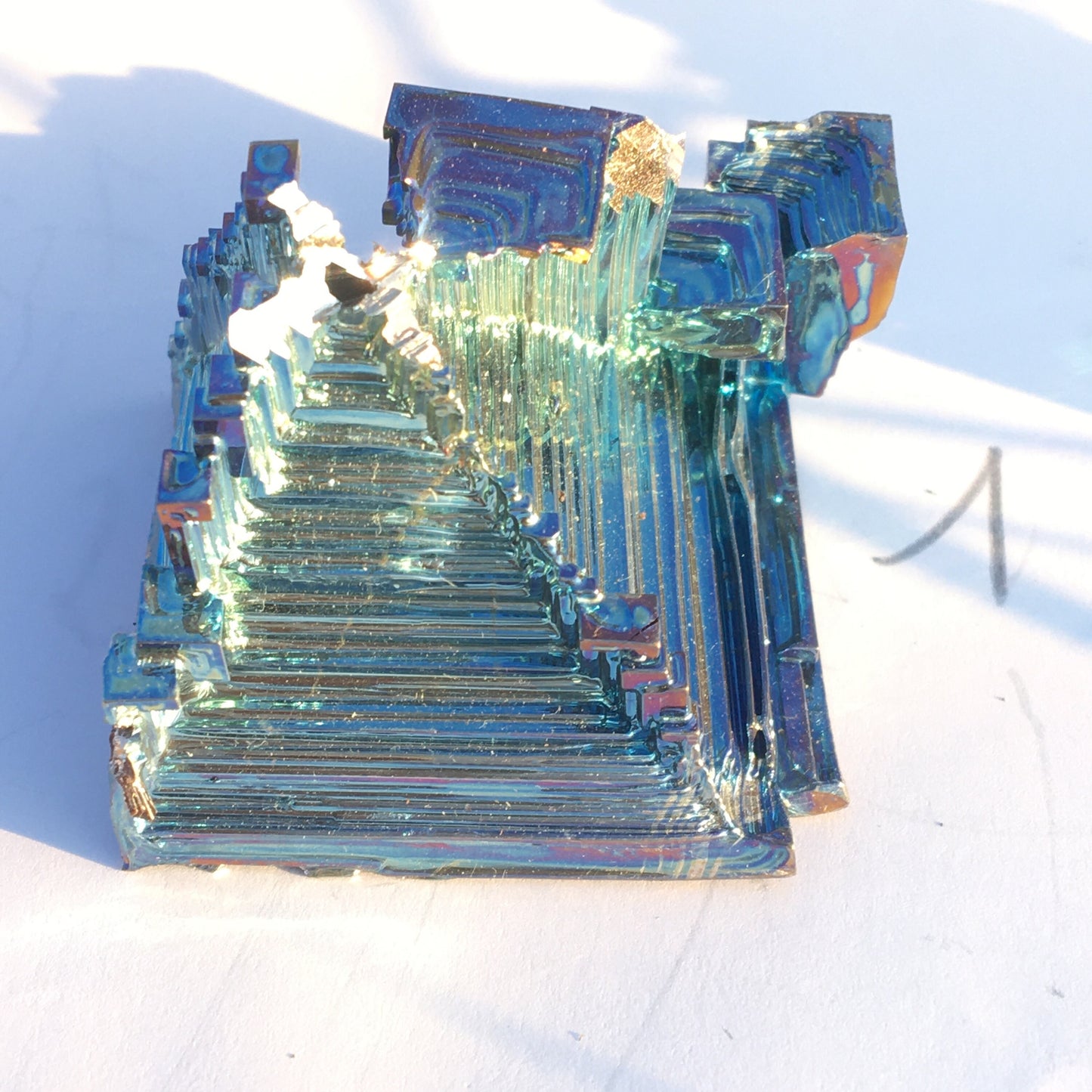 Bismuth, spécimens au choix de 42mm x 40 x 40 - 65 grammes environ ! Parfait pour collection, exposition...