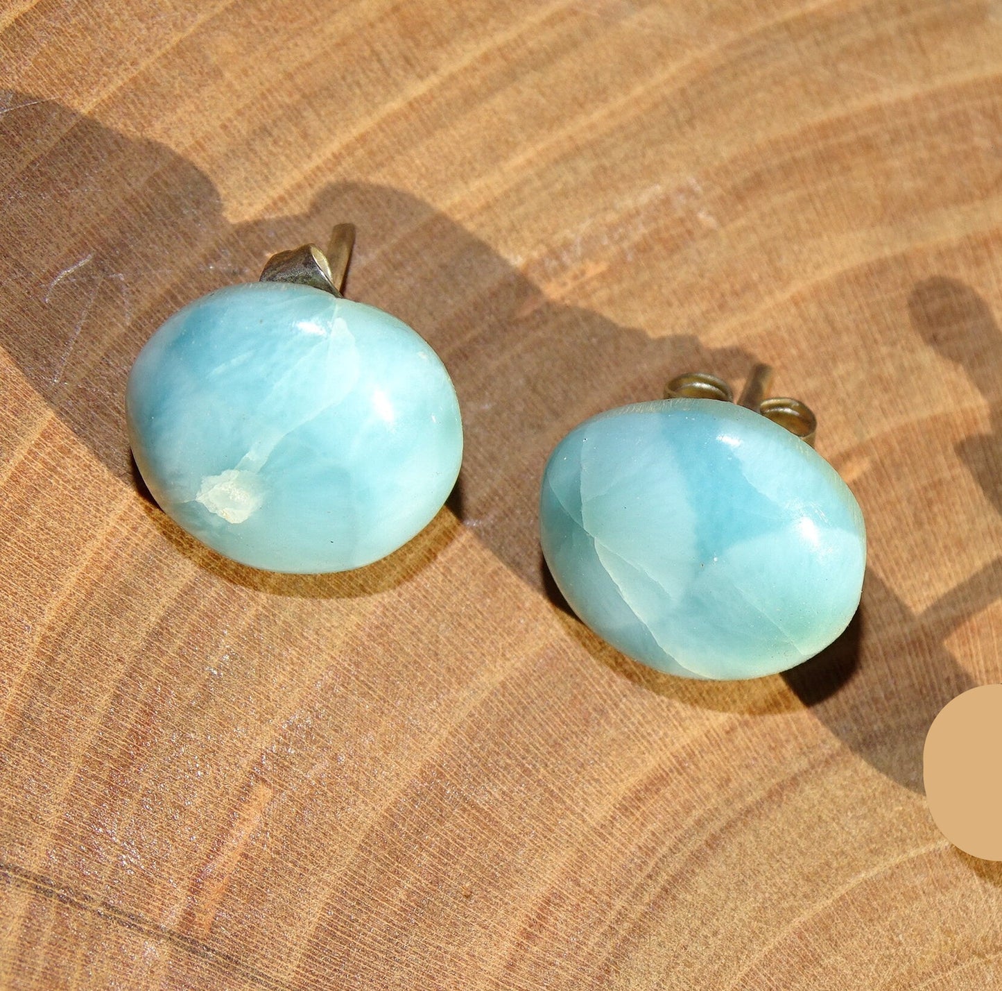 Studs/Larimar earrings from the Dominican Republic, AA to AAA quality. 0.925 silver finish, perfect!