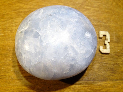 Calcite bleue, spécimens de galets XL au choix, de 50 x 40 x 30mm - 35 à 50 gr. environ !