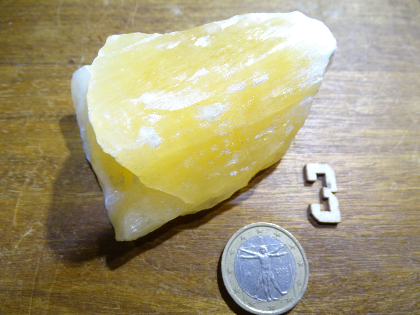 Calcite Orange, pièces naturelles brutes au choix de 50 x 40 x 40mm - 35/40 gr. environ !