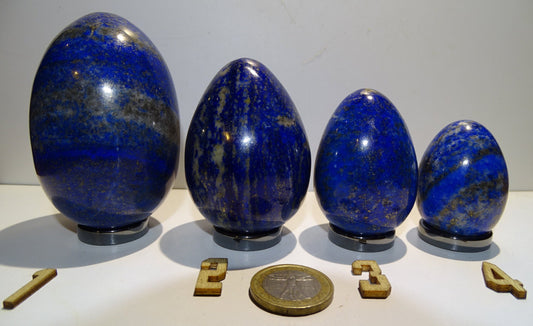 Sélection d'oeufs en lapis lazuli, de grammes,  4,3 à 7,5 centimètres de diamètre. Très belle qualité, parfait pour la lithothérapie, collection, exposition... !