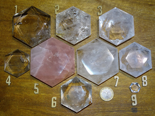 Selection of Solomon's seals in rock crystal (quartz), very fine quality, hand-cut in Madagascar, a rare symbol!
