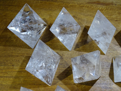 Rock crystal octahedron, one of the 5 Solids/Platonic Solids, size S to XL, sold individually. Piece dimensions: approximately 1.5 to 6 cm. Grade A to AAA! Perfect for studying sacred geometry and its applications! 