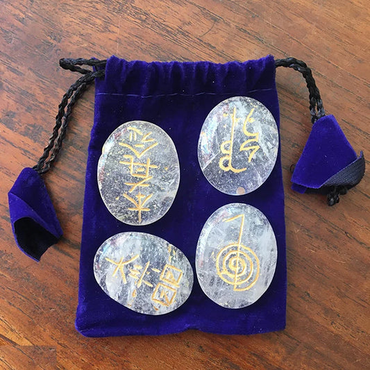 Set of 4 Reiki stones, engraved pebbles in gold. Perfect for lithotherapy, as a gift, as a collection... perfect!