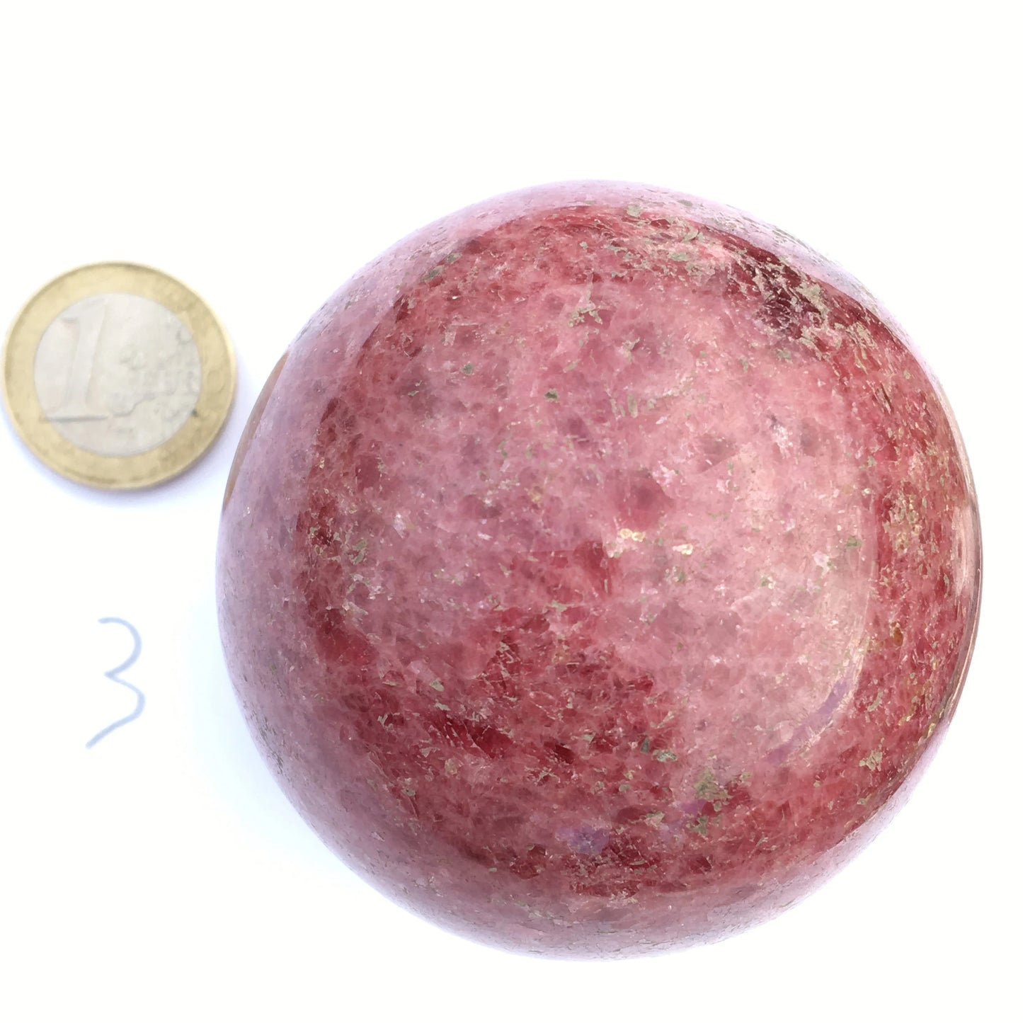 sphère en Rhodonite, pièce unique de 60 millimètres, de 445 grammes. Magnifique qualité, superbe couleur ! Parfait pour la lithothérapie, collection, exposition...!