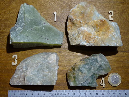 Jade néphrite - Spécimens bruts au choix de 60 à 30 x 50 x 20mm en moyenne - 30 à 50 grammes !