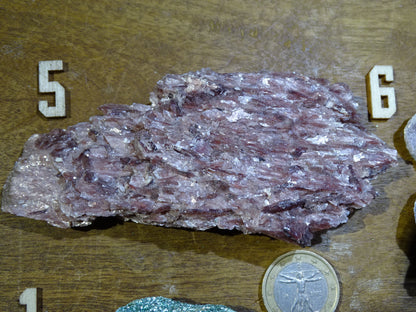 Mica vert ou violet soit Fuchsite ou Lépidolite  - Spécimens naturels au choix de 70mm x 40 x 30 environ - de 10 à 40 grammes !