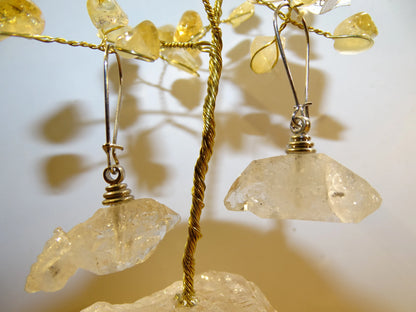 Boucles d'oreilles en cristal de roche 'Herkimer' (rare), cristaux naturels montés sur métal. Vendu en Argent ou en laiton finition argenté ou doré, qualité AA à AAA, parfait !