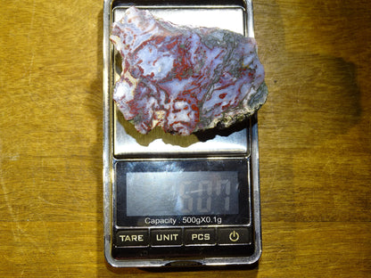 Agate mousse, magnifique spécimen de 64 x 47 x 22 mm - 61 grammes environ. Des dessins et couleurs rares et uniques !