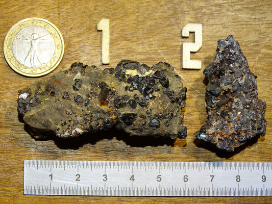 Grenat Mélanite - Spécimens bruts et naturels de 50mm x 30 x 20 environ - 20 et 25 grammes !