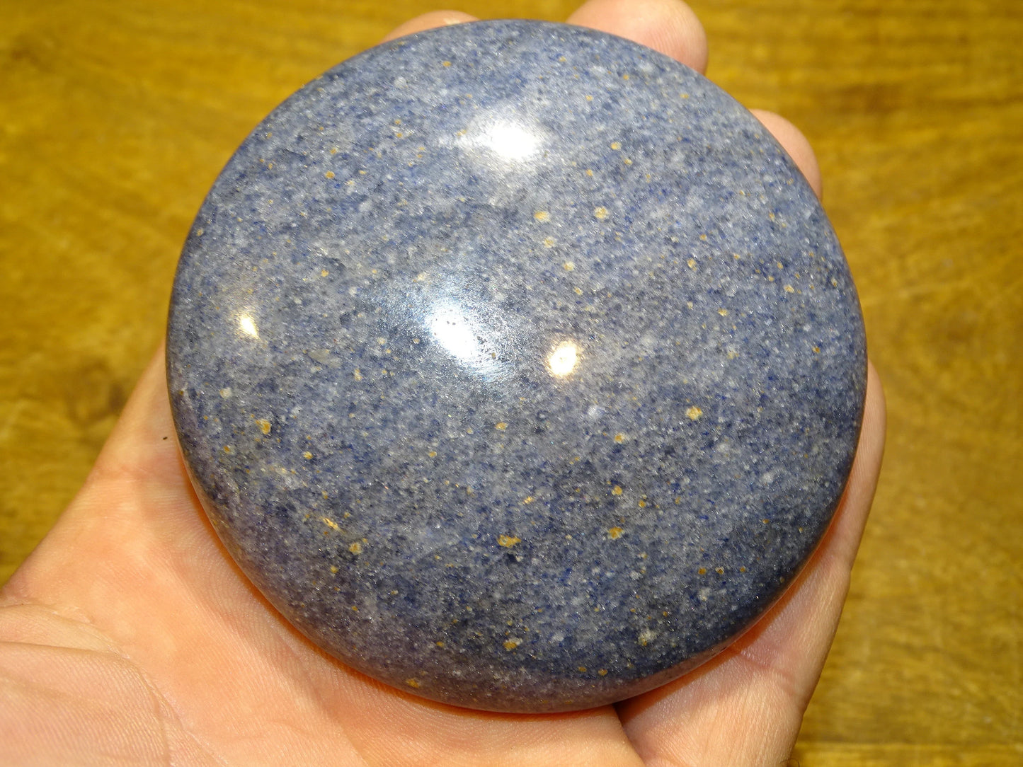 Azurite, superbe galet de 77 mm de diamètre x 30 - 239 grammes ! Parfait pour les massages, collection...
