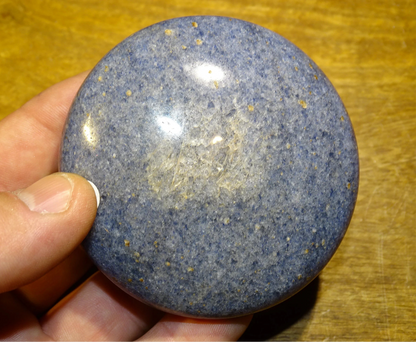 Azurite, superbe galet de 77 mm de diamètre x 30 - 239 grammes ! Parfait pour les massages, collection...