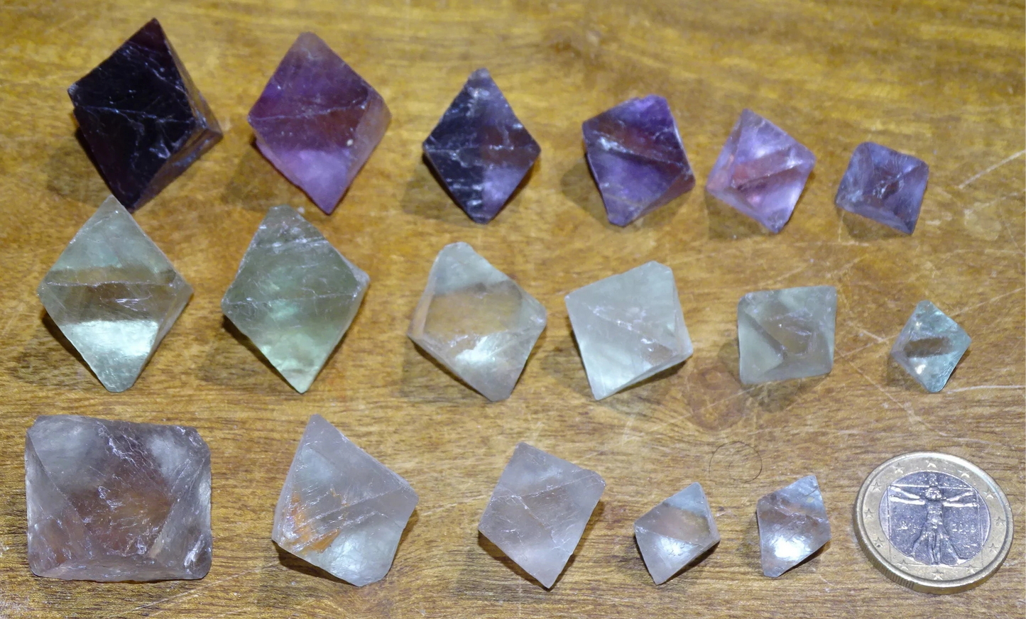 Fluorite verte ou violette - Cristaux naturels au choix de 30mm x 20 x 20 environ - 8 à 20 grammes. Très belle qualité !