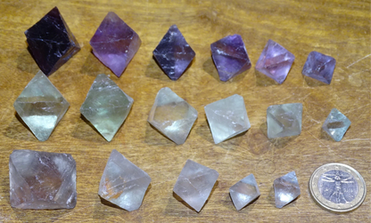 Fluorite verte ou violette - Cristaux naturels au choix de 30mm x 20 x 20 environ - 8 à 20 grammes. Très belle qualité !