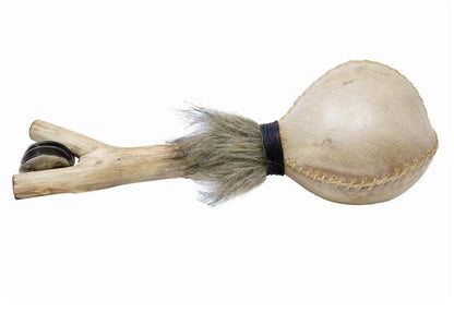 Sélection de hochets/ Maracas de 30 à 40 cms, en bois et peau de chèvre avec graines  ou cymbales. Parfait pour rituels, collection, concerts !.jpg.webp