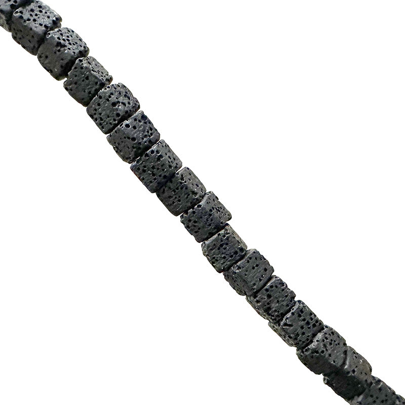 Pierre de Lave/ Pierre de volcan ! perles cubique de 6,5 mm. Vendu en fil de perle 38/39 cm, en bracelet de 17 à 21cm, en collier de 45. Qualité AA à AAA !