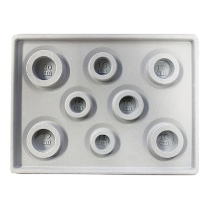 Plateau de fabrication de bracelets, pratique pour créer de magnifiques bracelets. Il vous permet de disposer préalablem ent vos perles dans l'ordre souhaité avant de les enfiler sur un fil !