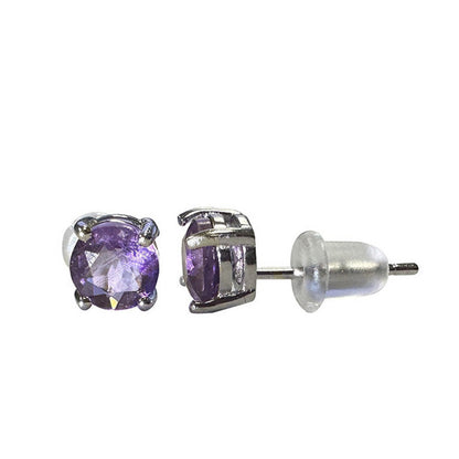 Puces/ Clous/ Boucles d'oreilles en 'améthyste', qualité AA à AAA. Finition Argent 0.925, aux reflets lumineux et scintillants, taillés pour capter la lumière sous tous les angles, parfait !
