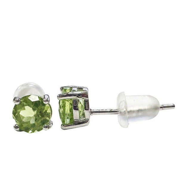 Peridot studs/earrings, AA to AAA quality. 0.925 silver finish, with luminous and sparkling reflections, cut to capture the light from all angles, perfect!