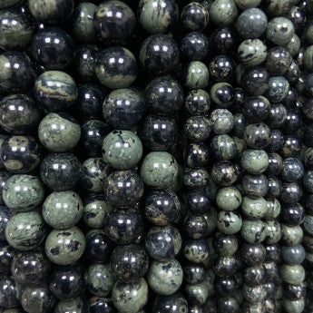 Jaspe Kambaba, perles rondes de 6 ou 8 mm. Vendu en fil de perle 38/39 cm, en bracelet de 17 à 21cm, en collier de 45 ou sautoir de 60cm. Qualité AA à AAA !