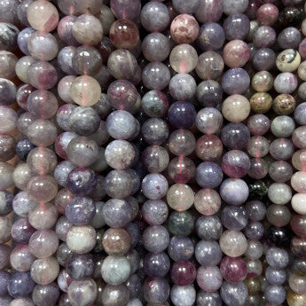 Tourmaline rose/ Rubellite, perles rondes de 6 ou 8 mm, vendu en : fil de perle 38/39 cm, en bracelet de 17 à 21cm, en collier de 45 ou sautoir de 60cm. Qualité AA à AAA, les plus belles selon Gem & Zen !